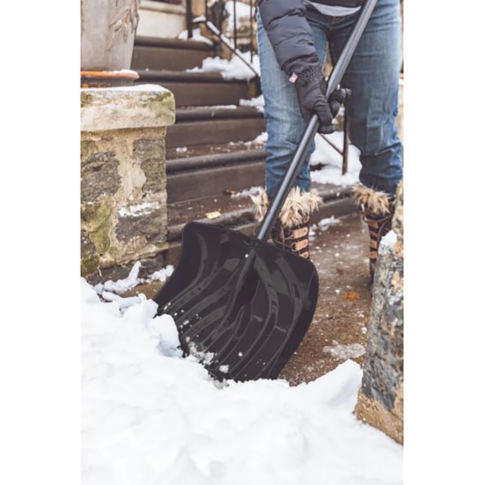 Suncast 20" Ergonomic Snow Shovel Pusher with Graphite Blade, Green - Image 3